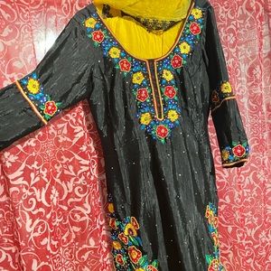 Shalwar Suit